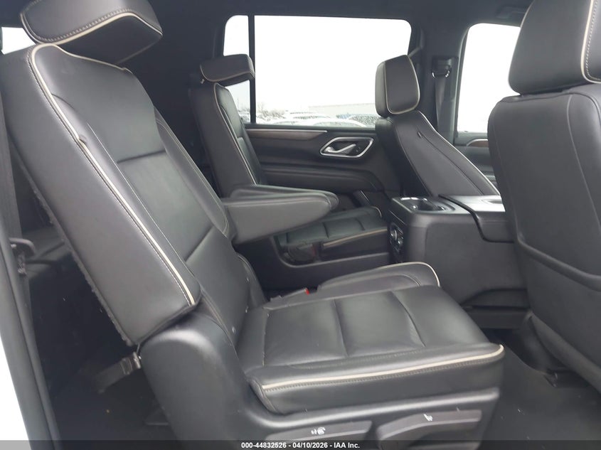 2022 Chevrolet Suburban 2Wd Premier VIN: 1GNSCFKD5NR190326 Lot: 44832526