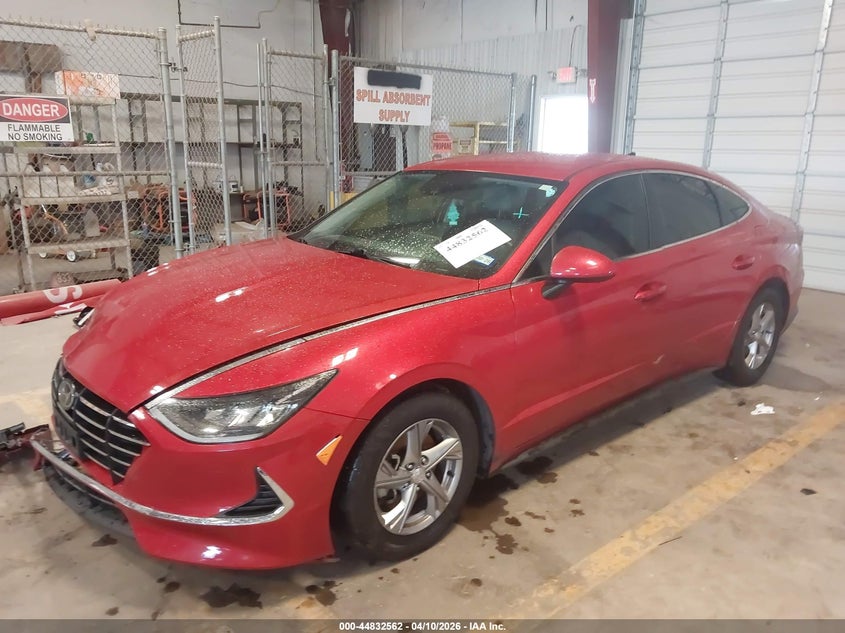 2021 HYUNDAI SONATA auction photo 2