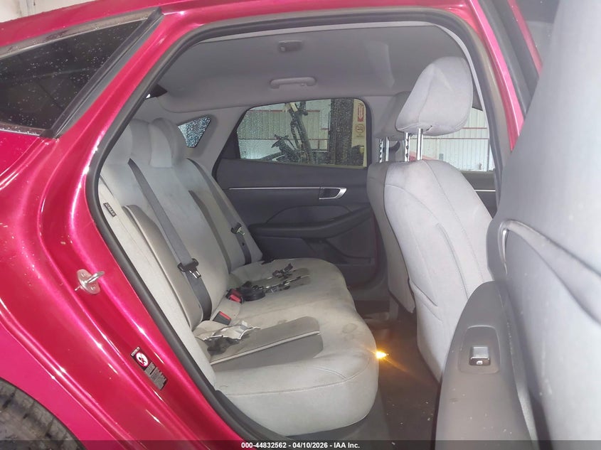 2021 HYUNDAI SONATA auction photo 8
