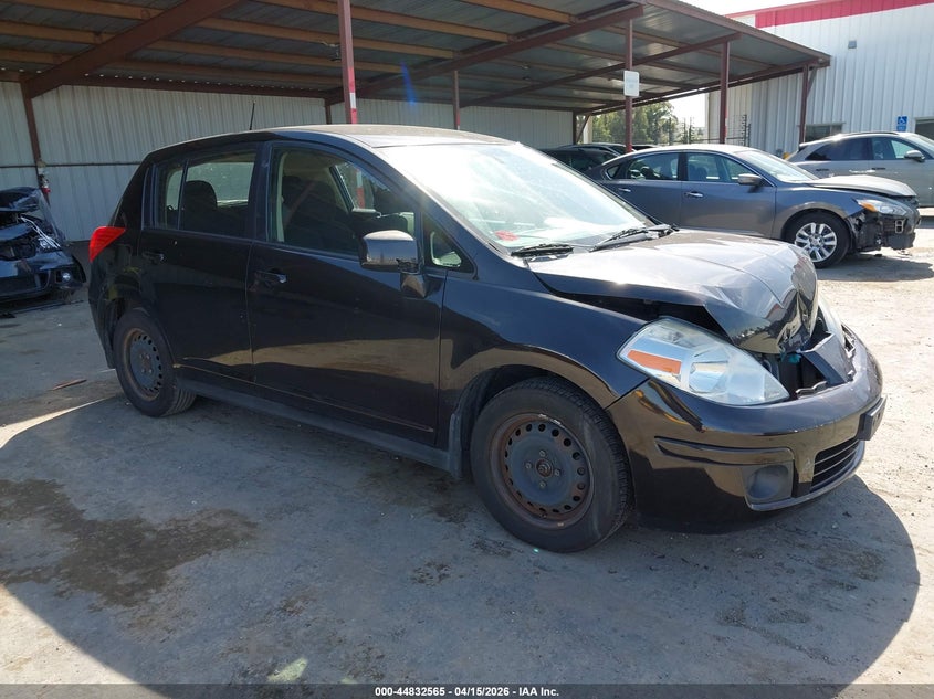 2011 Nissan Versa 1.8S