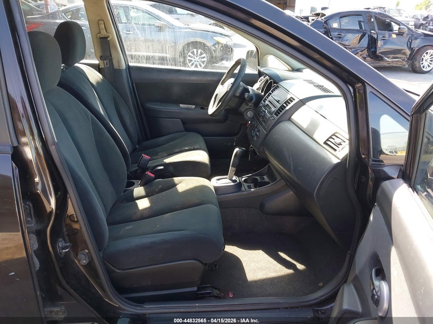 2011 Nissan Versa 1.8S