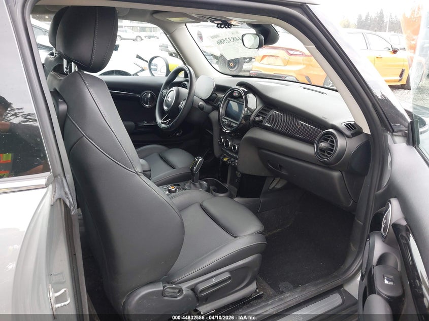 2021 Mini Se Hardtop Cooper VIN: WMWXP3C09M2N49212 Lot: 44832586