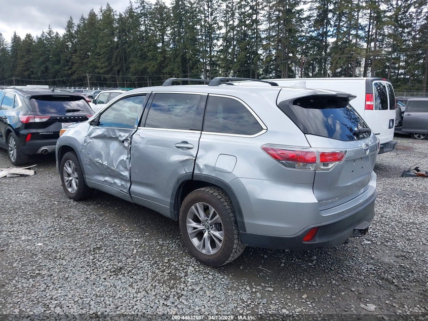 2016 Toyota Highlander Le Plus V6