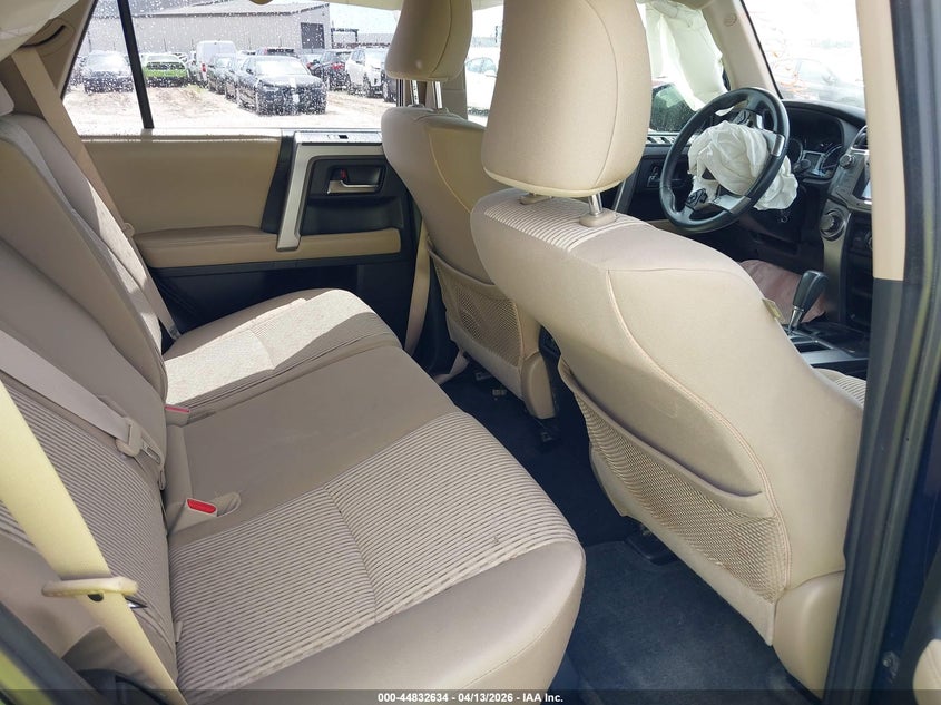 2015 TOYOTA 4RUNNER auction photo 8