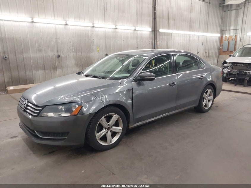 2013 Volkswagen Passat 2.5L Se VIN: 1VWBH7A31DC018740 Lot: 44832639