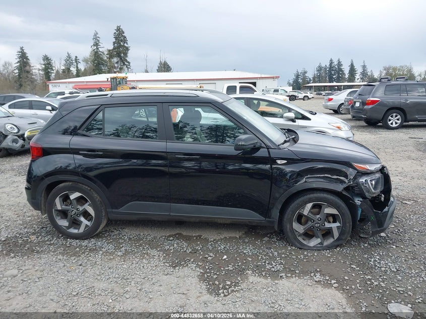 2020 Hyundai Venue Sel VIN: KMHRC8A33LU025537 Lot: 44832658