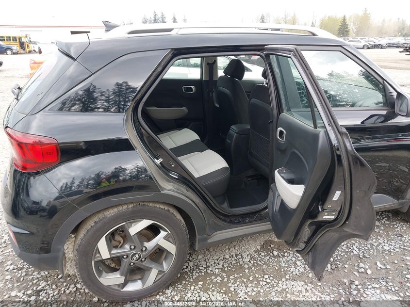 2020 Hyundai Venue Sel VIN: KMHRC8A33LU025537 Lot: 44832658