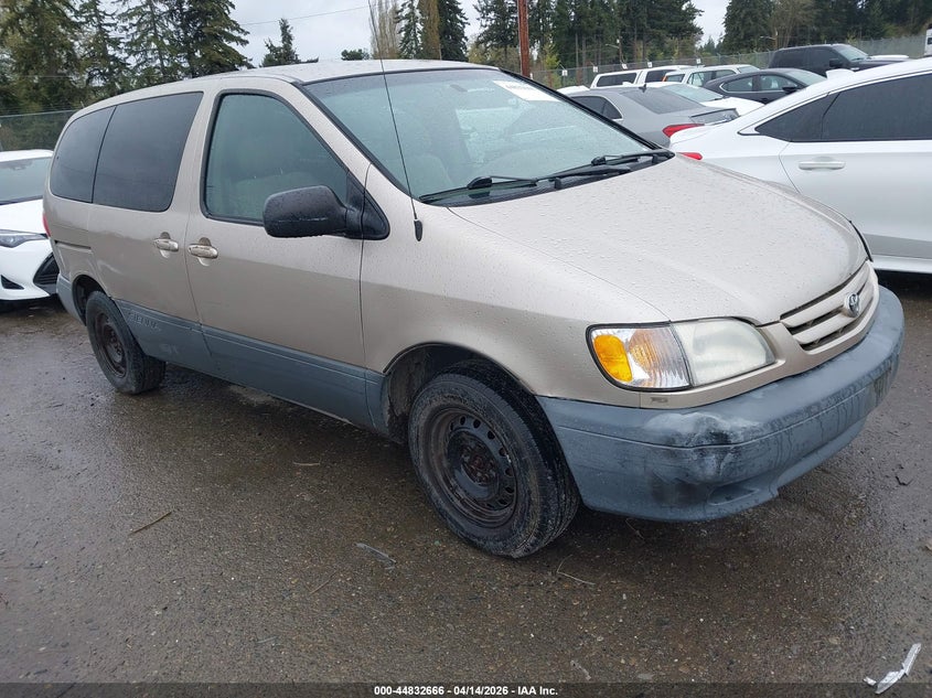2001 Toyota Sienna Ce