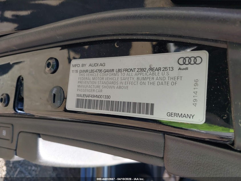 2017 Audi A4 2.0 2.0T Premium black Lot 111044832667 Vin WAUENAF49HN001330