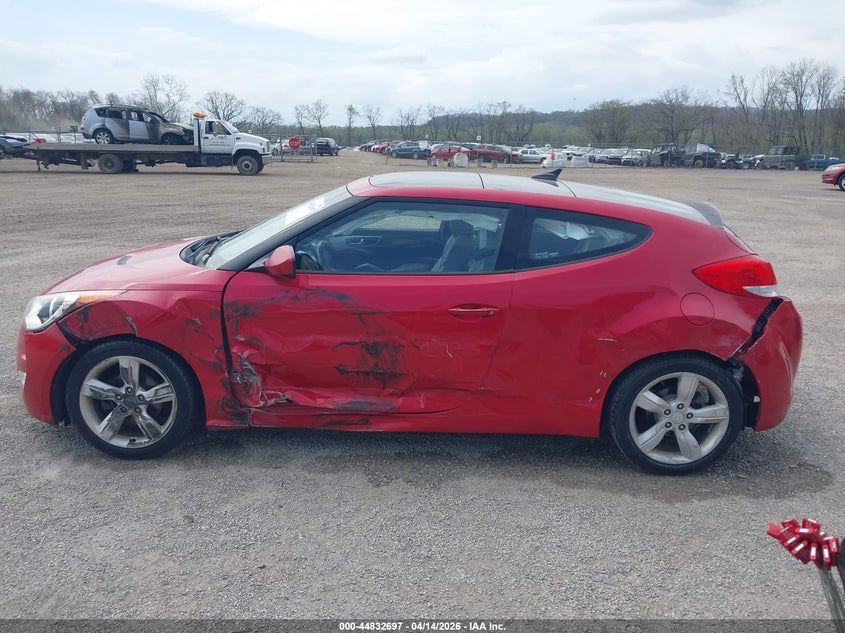 2014 Hyundai Veloster Base W/Gray VIN: KMHTC6AD0EU207184 Lot: 44832697