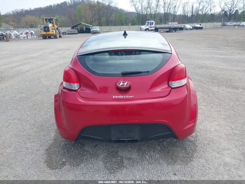 2014 Hyundai Veloster Base W/Gray VIN: KMHTC6AD0EU207184 Lot: 44832697