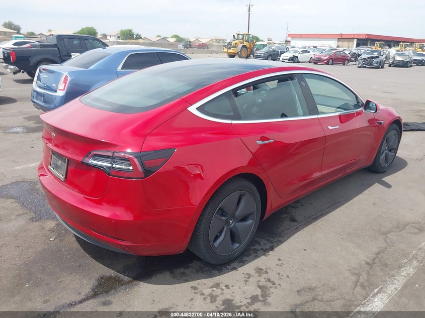 2020 Tesla Model 3 Standard Range Plus Rear-Wheel Drive/Standard Range Rear-Wheel Drive