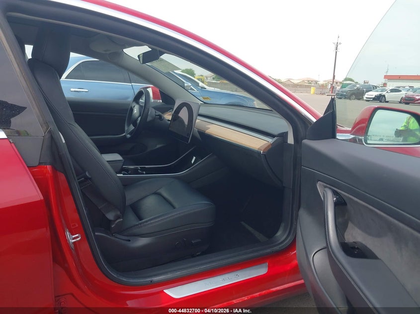 2020 Tesla Model 3 Standard Range Plus Rear-Wheel Drive/Standard Range Rear-Wheel Drive