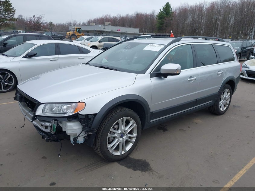 2016 Volvo Xc70 T5 Drive-E Platinum VIN: YV440MBM5G1239487 Lot: 44832738