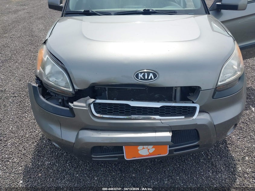 2011 Kia Soul ! VIN: KNDJT2A22B7316209 Lot: 44832741
