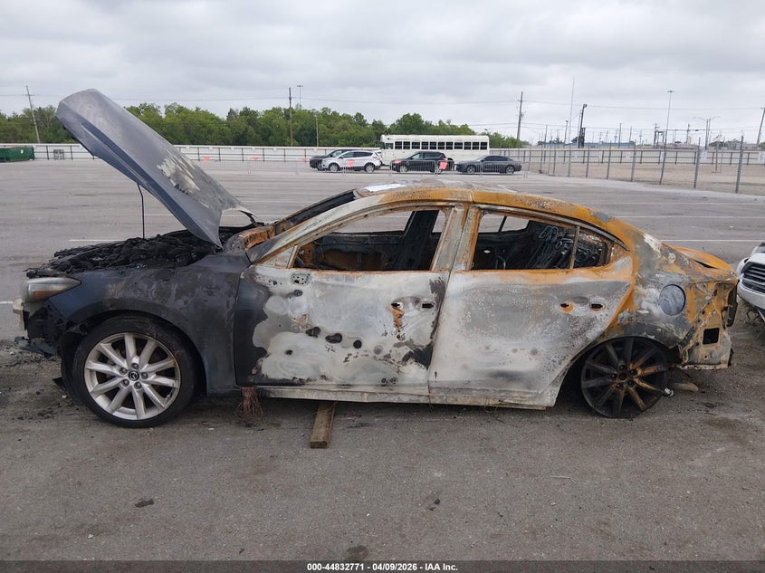 2017 MAZDA MAZDA3 auction photo 6