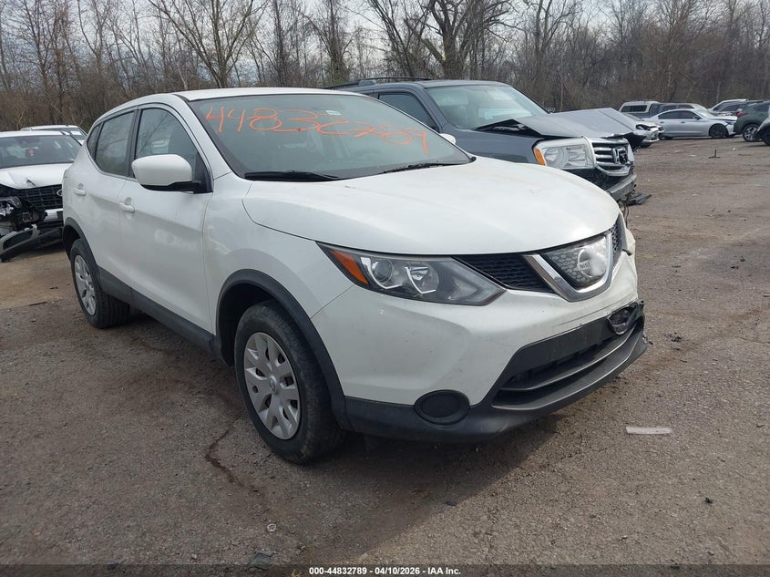 2018 Nissan Rogue Sport S