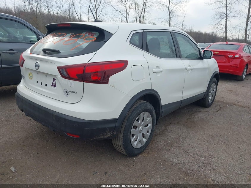 2018 Nissan Rogue Sport S