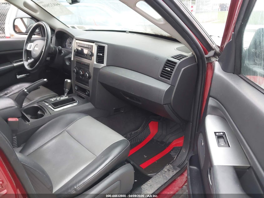 2010 Jeep Grand Cherokee Laredo