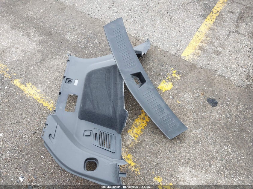 2020 Cadillac Xt5 Awd Luxury VIN: 1GYKNBR42LZ210010 Lot: 44832831