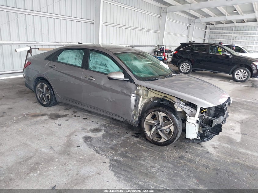 2023 Hyundai Elantra Sel