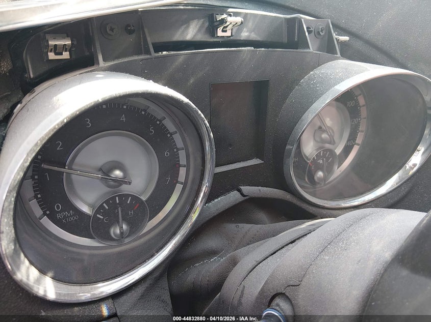 2C3CCAEG6EH382431 2014 Chrysler 300c 3.6 white