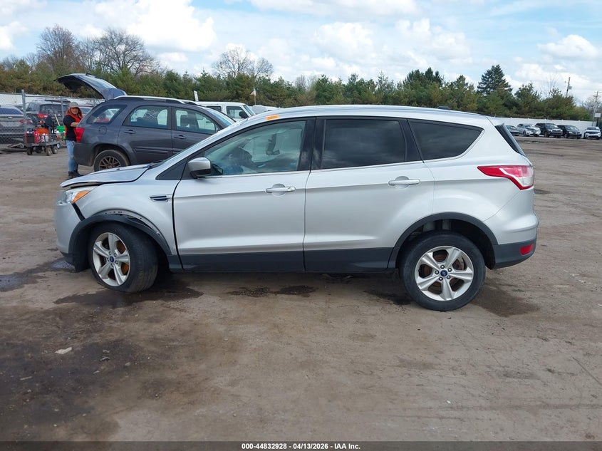 2014 Ford Escape 1.6 Se grey Lot 111044832928 Vin 1FMCU0GX7EUD02935