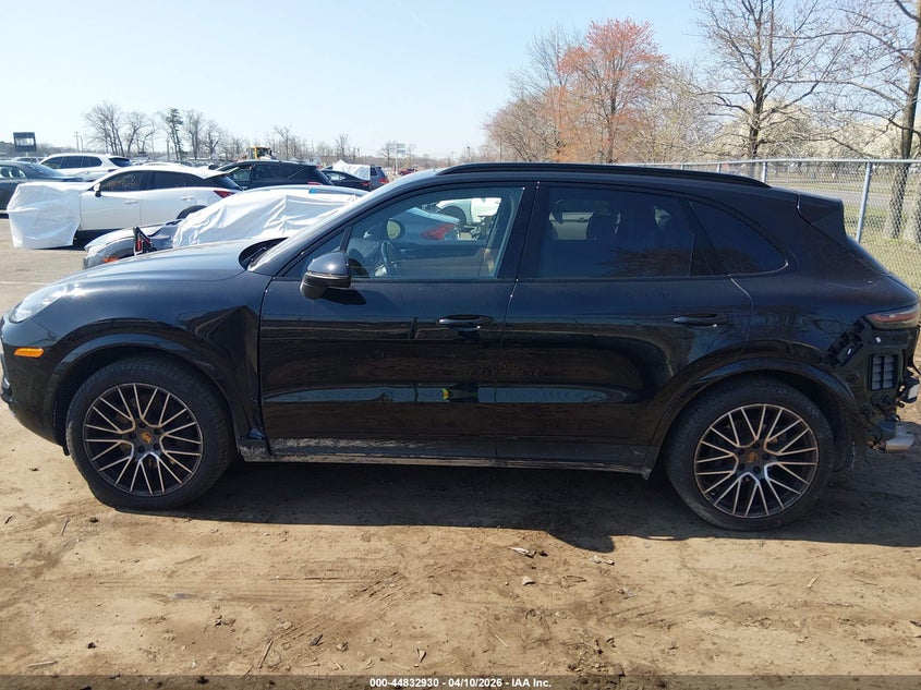 WP1AB2AY3LDA29034 2020 Porsche Cayenne 2.9 S Black