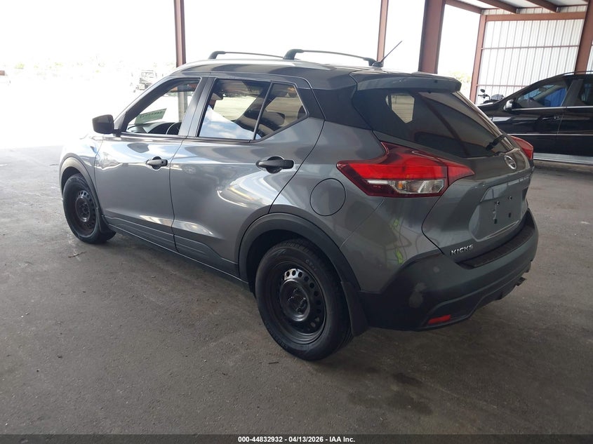 2018 Nissan Kicks S