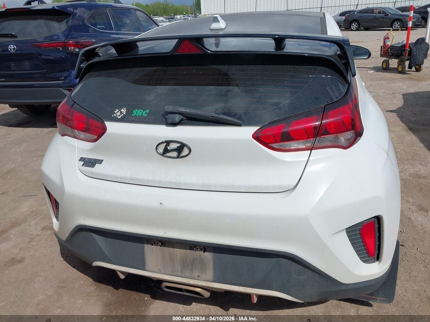2019 Hyundai Veloster 2.0 Premium VIN: KMHTG6AF4KU003456 Lot: 44832934