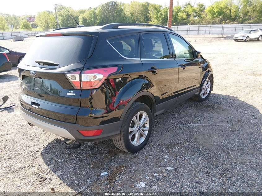 2018 Ford Escape 1.5 Se black Lot 111044832936 Vin 1FMCU0GD7JUC18338