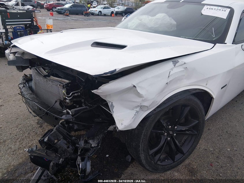 2018 Dodge Challenger 5.7 R/T white Lot 111044832939 Vin 2C3CDZBTXJH217005