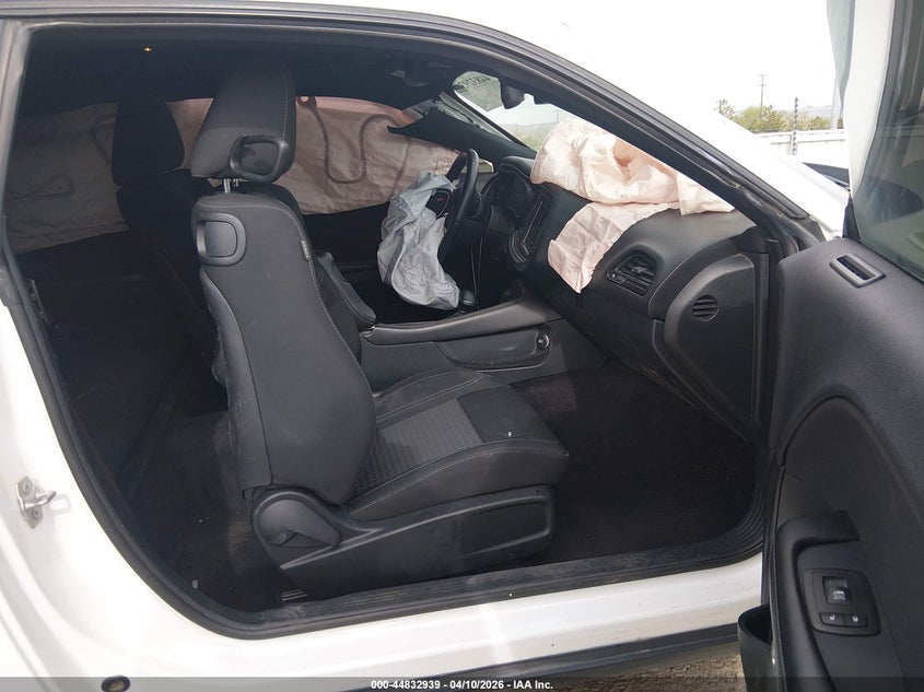 2018 DODGE CHALLENGER auction photo 5
