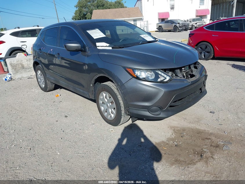 2018 Nissan Rogue Sport S