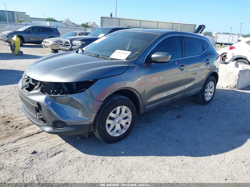 2018 Nissan Rogue Sport S
