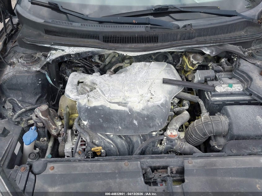 2013 Hyundai Veloster Base W/Gray VIN: KMHTC6AD0DU143789 Lot: 44832951