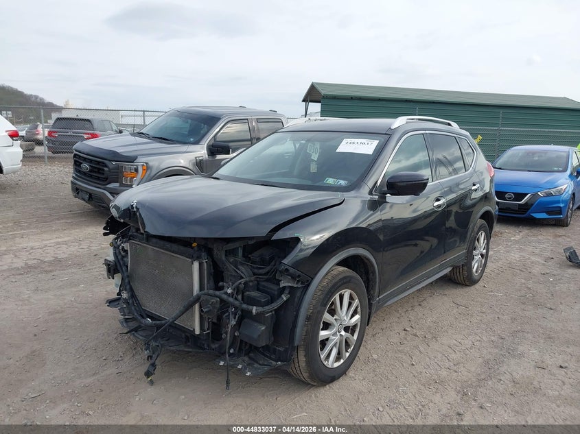 2017 Nissan Rogue Sv