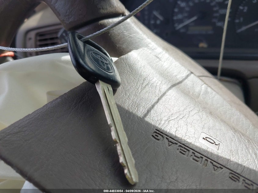 1999 Toyota Camry Le V6 VIN: JT2BF22K2X0179050 Lot: 44833054