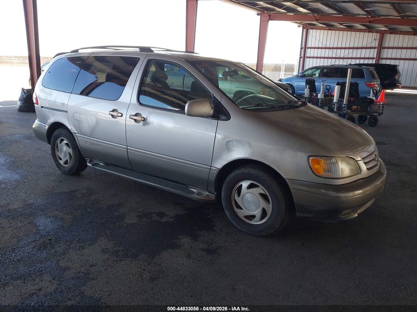 2002 Toyota Sienna Xle