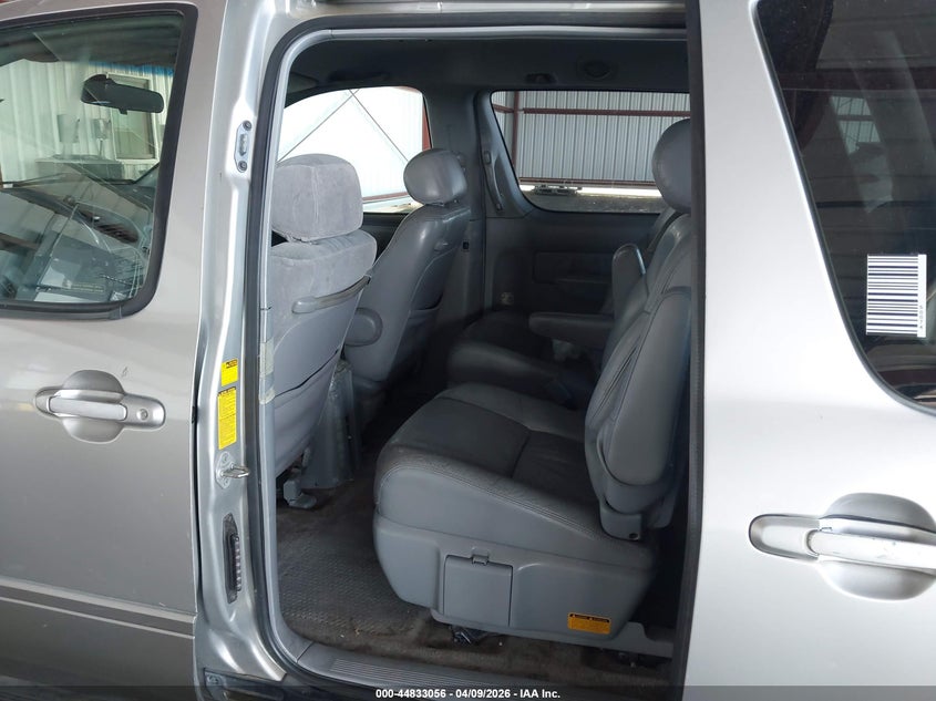 2002 Toyota Sienna Xle VIN: 4T3ZF13CX2U439206 Lot: 44833056