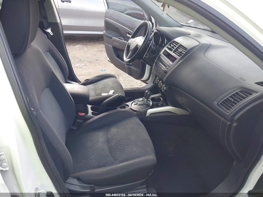 2013 Mitsubishi Outlander Sport Se