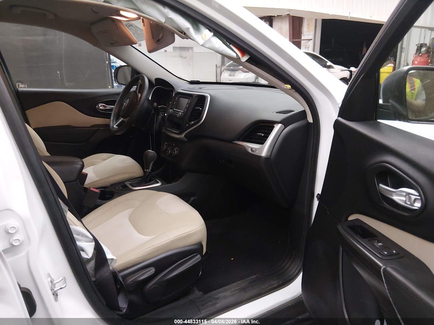 2016 Jeep Cherokee Sport