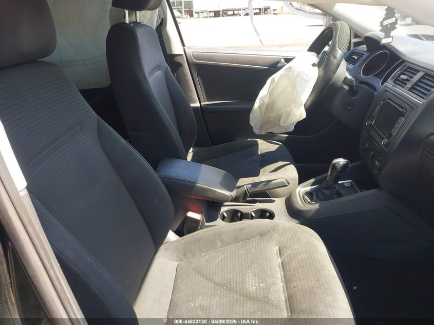 2015 Volkswagen Jetta 2.0L S