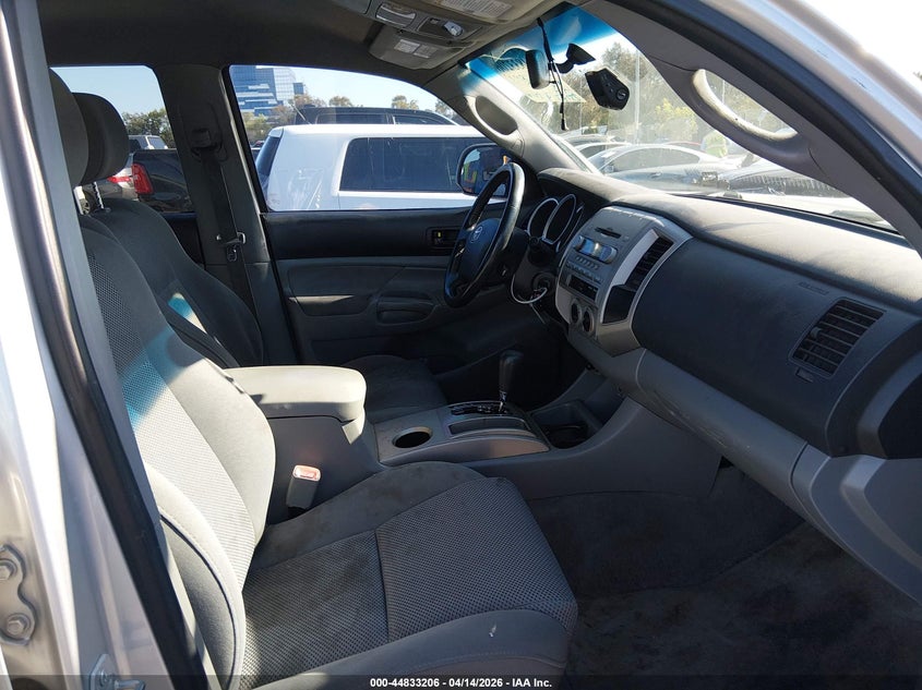 2006 Toyota Tacoma Base V6