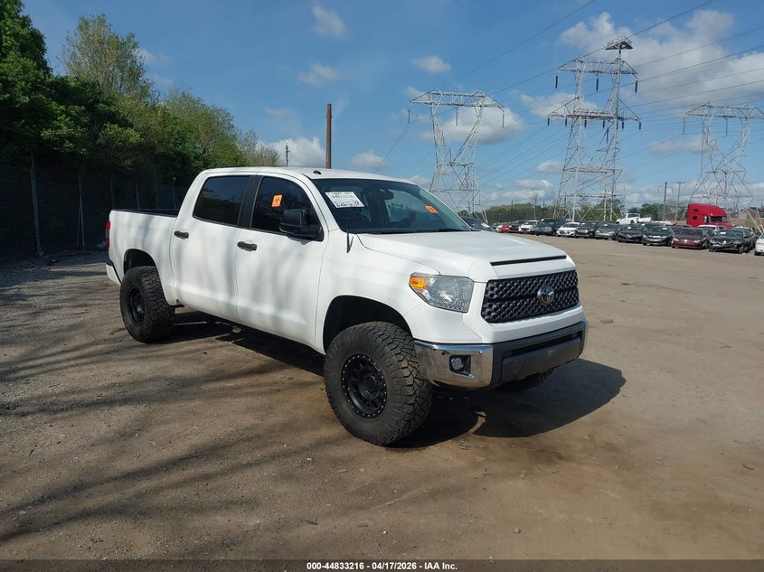 TOYOTA TUNDRA 2017. Lot# 44833216. VIN 5TFDY5F17HX608348. Photo 1
