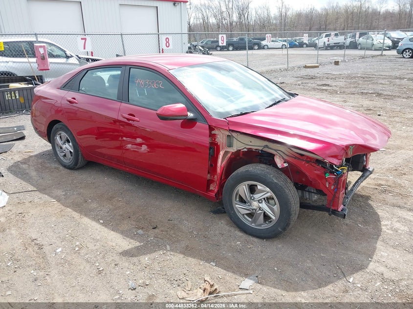 2024 HYUNDAI ELANTRA SE
