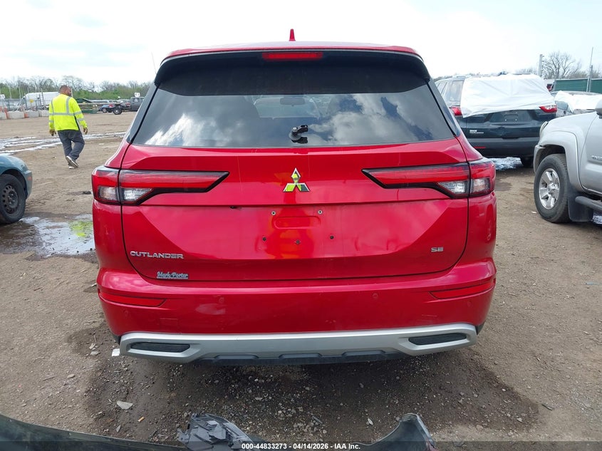 2022 Mitsubishi Outlander Black Edition 2Wd/Se 2.5 2Wd/Se Launch Edition 2Wd VIN: JA4J3UA81NZ013540 Lot: 44833273