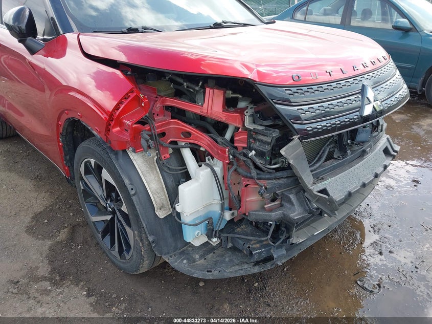 2022 Mitsubishi Outlander Black Edition 2Wd/Se 2.5 2Wd/Se Launch Edition 2Wd VIN: JA4J3UA81NZ013540 Lot: 44833273