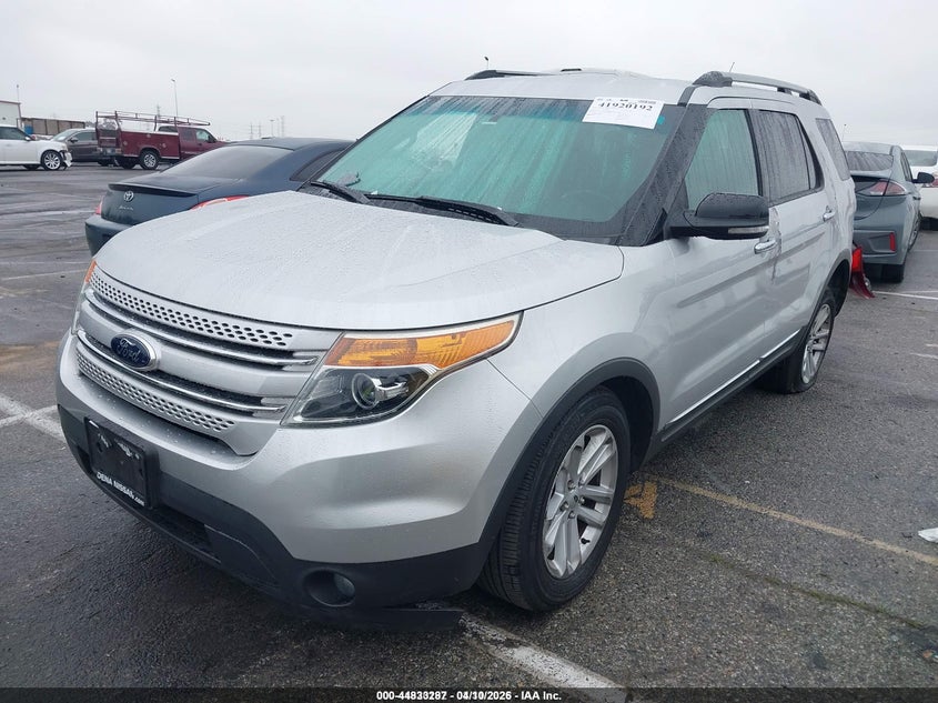 1FM5K7D82EGC44719 2014 Ford Explorer 3.5 Xlt silver
