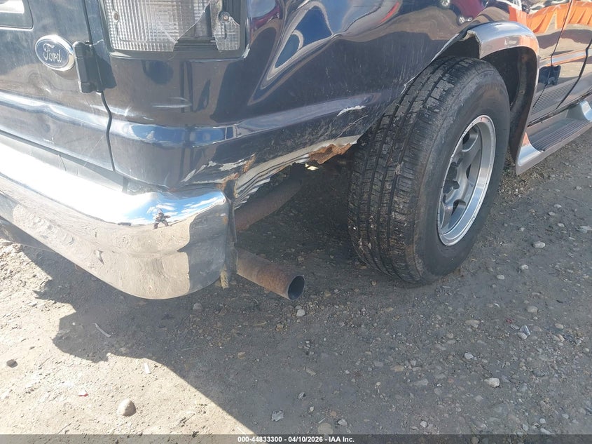 2002 Ford E-150 Commercial/Recreational VIN: 1FDRE14W72HB31164 Lot: 44833300